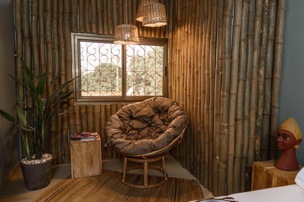 Hotel Nomads à Lomé Extérieur photo