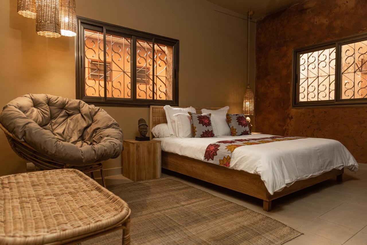 Hotel Nomads à Lomé Extérieur photo